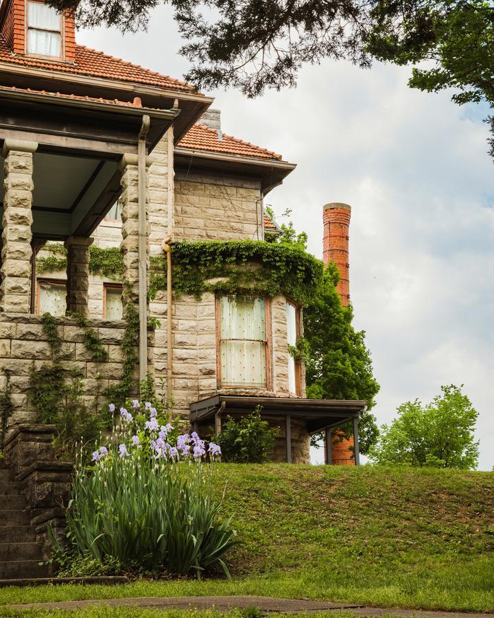 Bed and Breakfast The Mansion At Elfindale à Springfield Extérieur photo