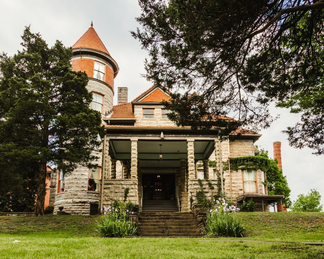 Bed and Breakfast The Mansion At Elfindale à Springfield Extérieur photo